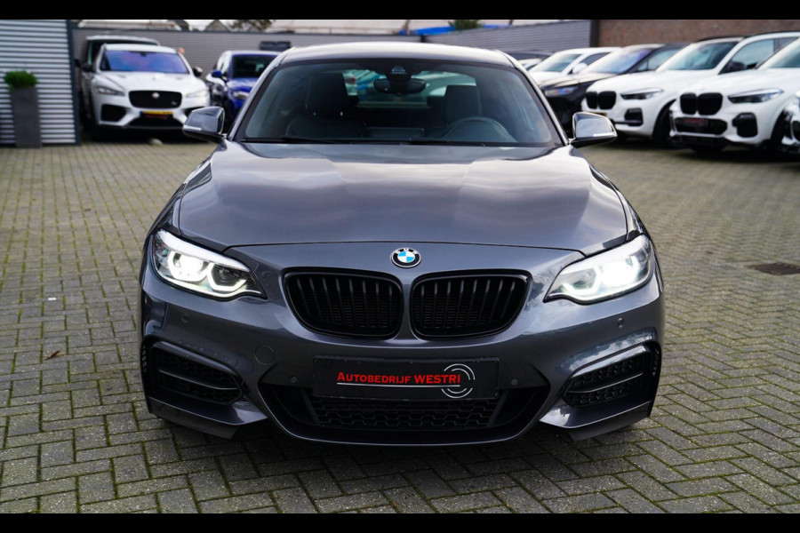 BMW 2 Serie Coupé 218i High Executive | M-pakket | Luxe Leder | Facelift LCI | 6 Bak UNIEK handgeschakeld | Camera | Adaptive LED