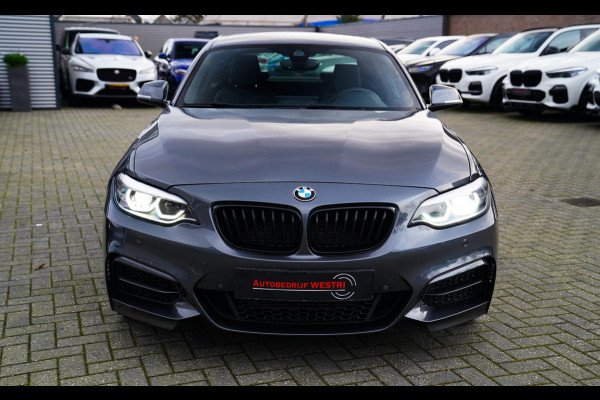 BMW 2 Serie Coupé 218i High Executive | M-pakket | Luxe Leder | Facelift LCI | 6 Bak UNIEK handgeschakeld | Camera | Adaptive LED