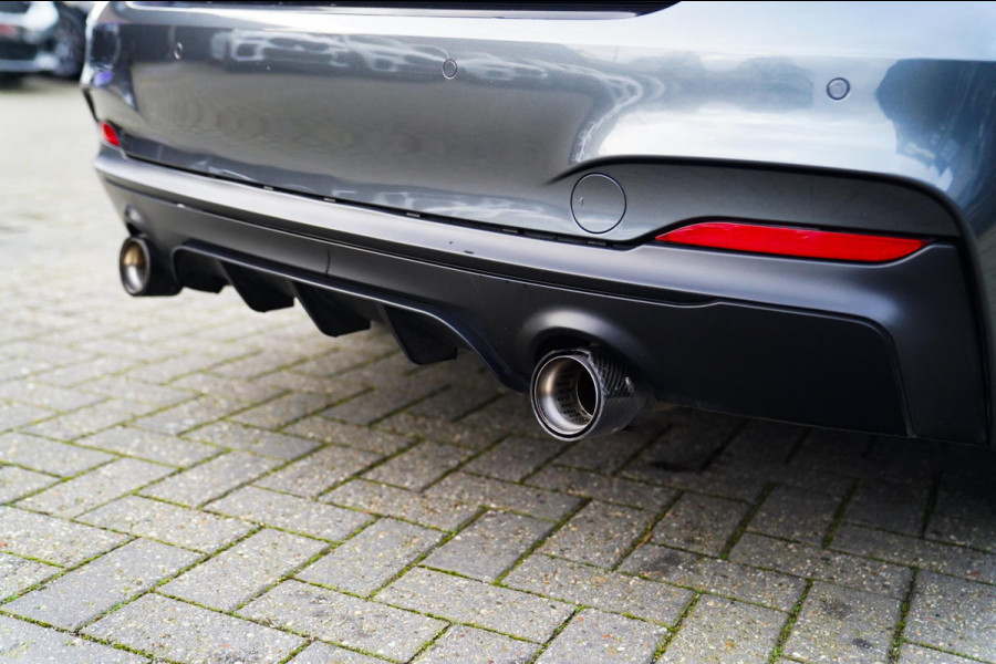 BMW 2 Serie Coupé 218i High Executive | M-pakket | Luxe Leder | Facelift LCI | 6 Bak UNIEK handgeschakeld | Camera | Adaptive LED