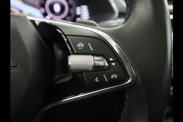 Škoda Superb Combi 1.4 TSI iV Style | Panoramadak | Canton | Leder | Camera | Adaptive Cruise | Memory | Carplay