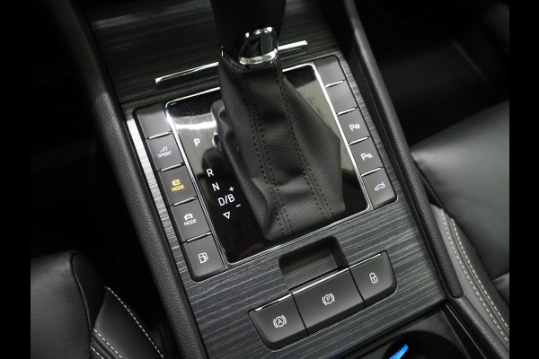 Škoda Superb Combi 1.4 TSI iV Style | Panoramadak | Canton | Leder | Camera | Adaptive Cruise | Memory | Carplay