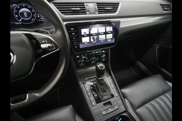 Škoda Superb Combi 1.4 TSI iV Style | Panoramadak | Canton | Leder | Camera | Adaptive Cruise | Memory | Carplay
