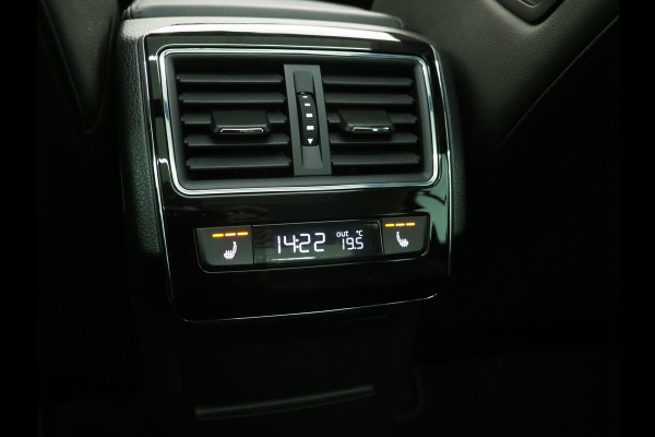 Škoda Superb Combi 1.4 TSI iV Style | Panoramadak | Canton | Leder | Camera | Adaptive Cruise | Memory | Carplay