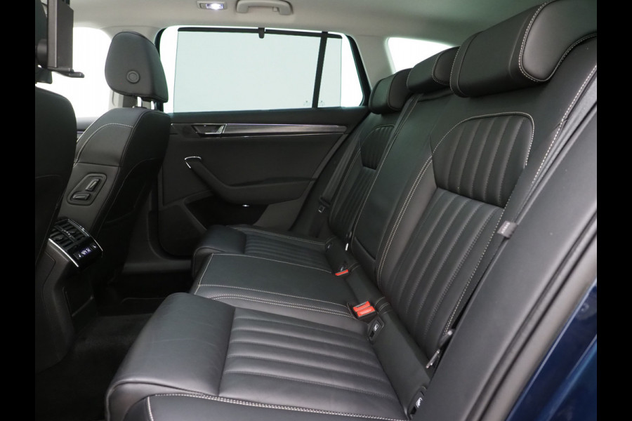 Škoda Superb Combi 1.4 TSI iV Style | Panoramadak | Canton | Leder | Camera | Adaptive Cruise | Memory | Carplay