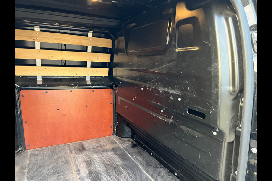 Peugeot Expert 2.0 BlueHDI 120 L2 Asphalt Automaat