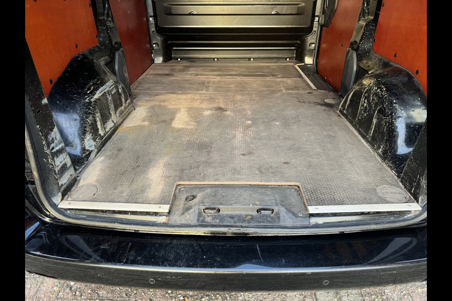 Peugeot Expert 2.0 BlueHDI 120 L2 Asphalt Automaat