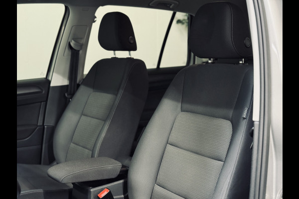 Volkswagen Golf Sportsvan 1.5 TSI ACT DSG | Trekhaak | Navi | Stoelverw.