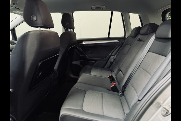 Volkswagen Golf Sportsvan 1.5 TSI ACT DSG | Trekhaak | Navi | Stoelverw.