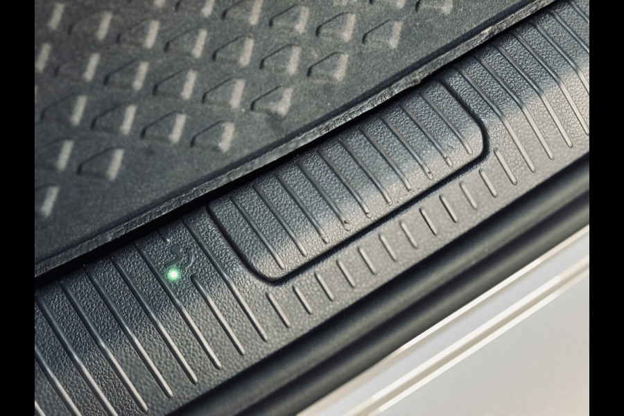 Volkswagen Golf Sportsvan 1.5 TSI ACT DSG | Trekhaak | Navi | Stoelverw.