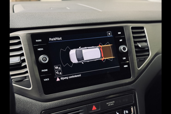 Volkswagen Golf Sportsvan 1.5 TSI ACT DSG | Trekhaak | Navi | Stoelverw.