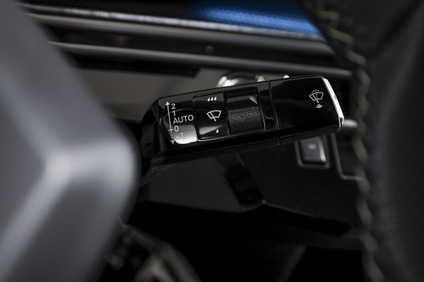 Peugeot 3008 1.2 Hybrid 145 GT | Dig. Cockpit | Adapt. Cruise | Stoel-+stuurverw. | PDC | Camera | NAV+App. Connect | ECC | 19" LM | 9107