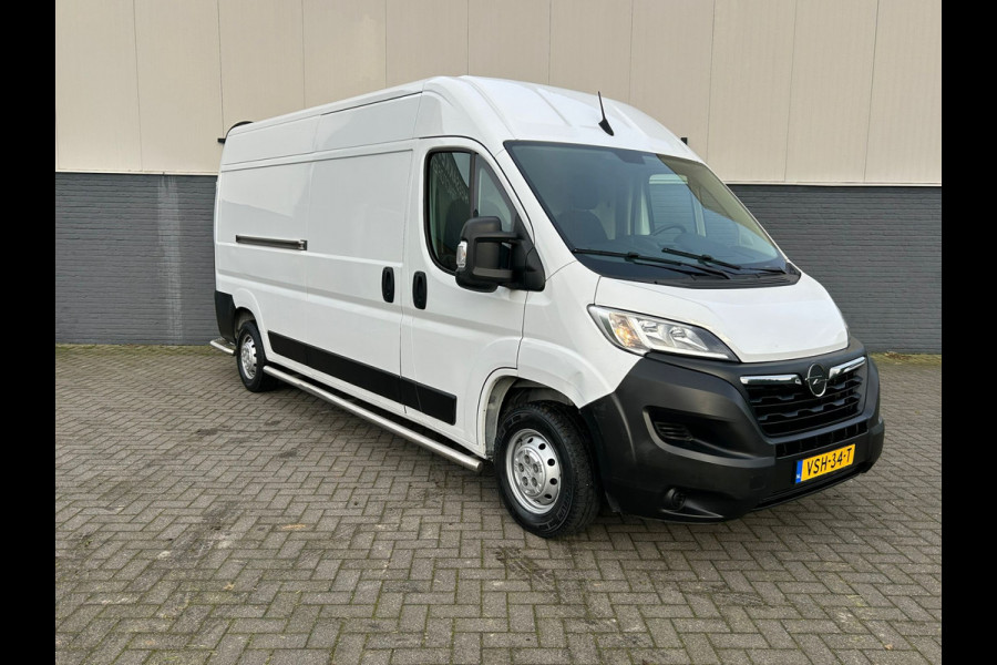 Opel Movano 2.2D 120 L3H2 Camera Cruise-Control EURO6.3 Elek.Ramen SchuifdeurRechts VolledigTussenschot Edition Sidebars Treeplank Dab Bluetooth Airco Elek.Spiegels DealerOnderhouden 6-Versn. 2500 kg trekvermogen