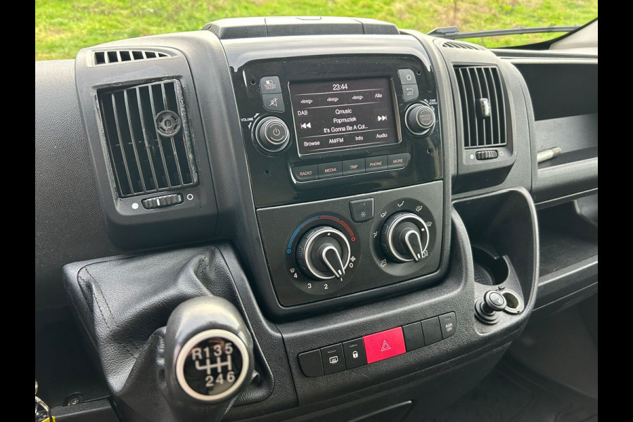 Opel Movano 2.2D 120 L3H2 Camera Cruise-Control EURO6.3 Elek.Ramen SchuifdeurRechts VolledigTussenschot Edition Sidebars Treeplank Dab Bluetooth Airco Elek.Spiegels DealerOnderhouden 6-Versn. 2500 kg trekvermogen