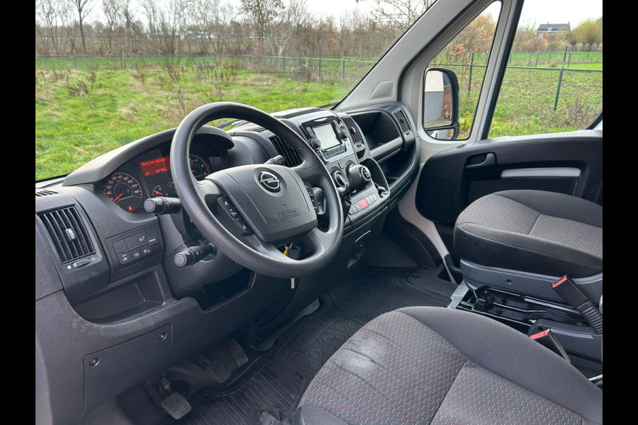 Opel Movano 2.2D 120 L3H2 Camera Cruise-Control EURO6.3 Elek.Ramen SchuifdeurRechts VolledigTussenschot Edition Sidebars Treeplank Dab Bluetooth Airco Elek.Spiegels DealerOnderhouden 6-Versn. 2500 kg trekvermogen