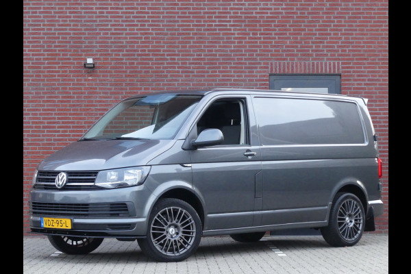 Volkswagen Transporter 2.0 TDI 150PK L1 Navigatie/Trekhaak/PDC