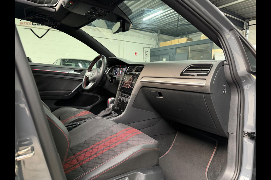 Volkswagen Golf 2.0 TSI GTI TCR Camera/Keyless/Blindspot/Nardo