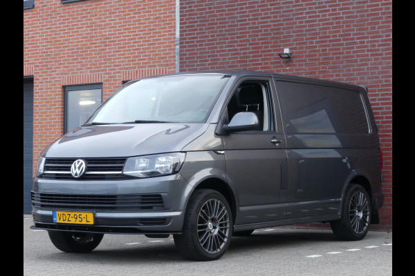 Volkswagen Transporter 2.0 TDI 150PK L1 Navigatie/Trekhaak/PDC