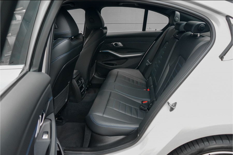 BMW 3-serie 330e High Executive M-Sport Trekhaak Stoelverwarming HiFi 19"