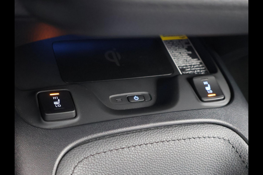 Toyota Corolla 2.0 HYBRID 184 PK GR-SPORT PLUS BI-TONE | 13.792 KM | JBL AUDIO | HEAD-UP DISPLAY | STOELVERWARMING | CAMERA