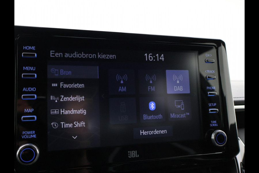 Toyota Corolla 2.0 HYBRID 184 PK GR-SPORT PLUS BI-TONE | 13.792 KM | JBL AUDIO | HEAD-UP DISPLAY | STOELVERWARMING | CAMERA