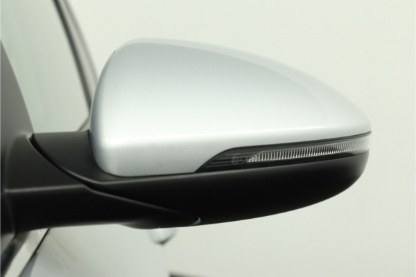 Kia Ceed Sportswagon 1.5 T-GDi DynamicPlusLine Apple Carplay/Android Auto - Cruise Control - Dodehoekdetectie - Navigatie - Stuur/Stoelverwarming - Fabrieksgarantie tot 09-2031