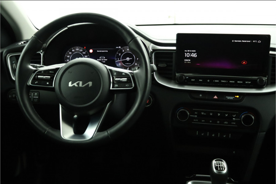 Kia Ceed Sportswagon 1.5 T-GDi DynamicPlusLine Apple Carplay/Android Auto - Cruise Control - Dodehoekdetectie - Navigatie - Stuur/Stoelverwarming - Fabrieksgarantie tot 09-2031