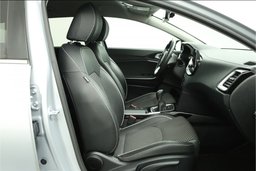 Kia Ceed Sportswagon 1.5 T-GDi DynamicPlusLine Apple Carplay/Android Auto - Cruise Control - Dodehoekdetectie - Navigatie - Stuur/Stoelverwarming - Fabrieksgarantie tot 09-2031