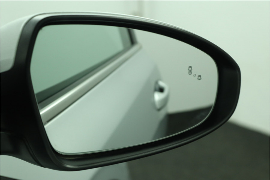 Kia Ceed Sportswagon 1.5 T-GDi DynamicPlusLine Apple Carplay/Android Auto - Cruise Control - Dodehoekdetectie - Navigatie - Stuur/Stoelverwarming - Fabrieksgarantie tot 09-2031