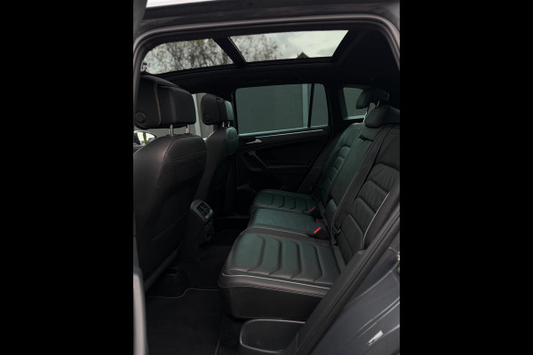 Volkswagen Tiguan 1.4 TSI eHybrid 2x R-Line + 360° Pano Trekhaak