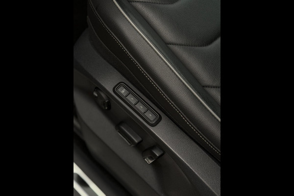 Volkswagen Tiguan 1.4 TSI eHybrid 2x R-Line + 360° Pano Trekhaak