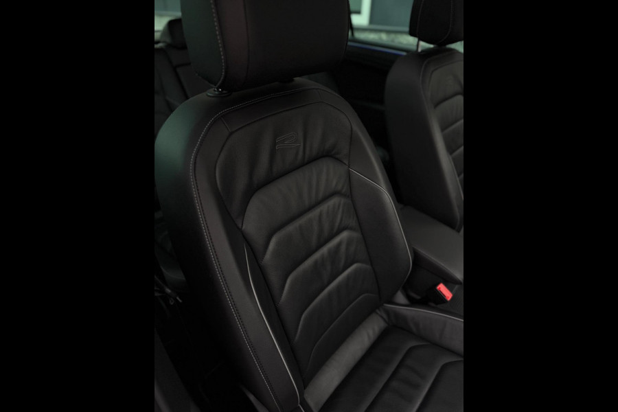 Volkswagen Tiguan 1.4 TSI eHybrid 2x R-Line + 360° Pano Trekhaak