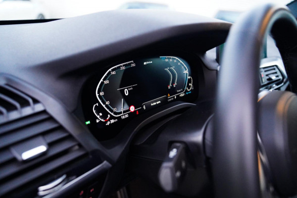 BMW X3 XDrive30e High Executive | Adaptieve Cruise | BMW LED | Luxe Leder | Hybride | Verwarmde voorstoelen |