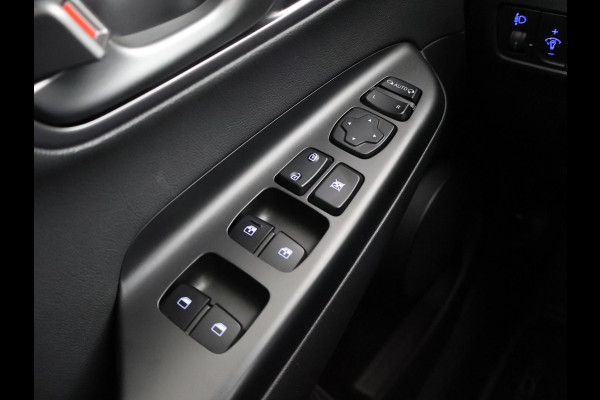 Hyundai Kona EV PREMIUM 64 KWH + LEDER | HEAD-UP | STUUR/STOELVERWARMING | CAMERA | ADAPTIVE CRUISE CONTROL