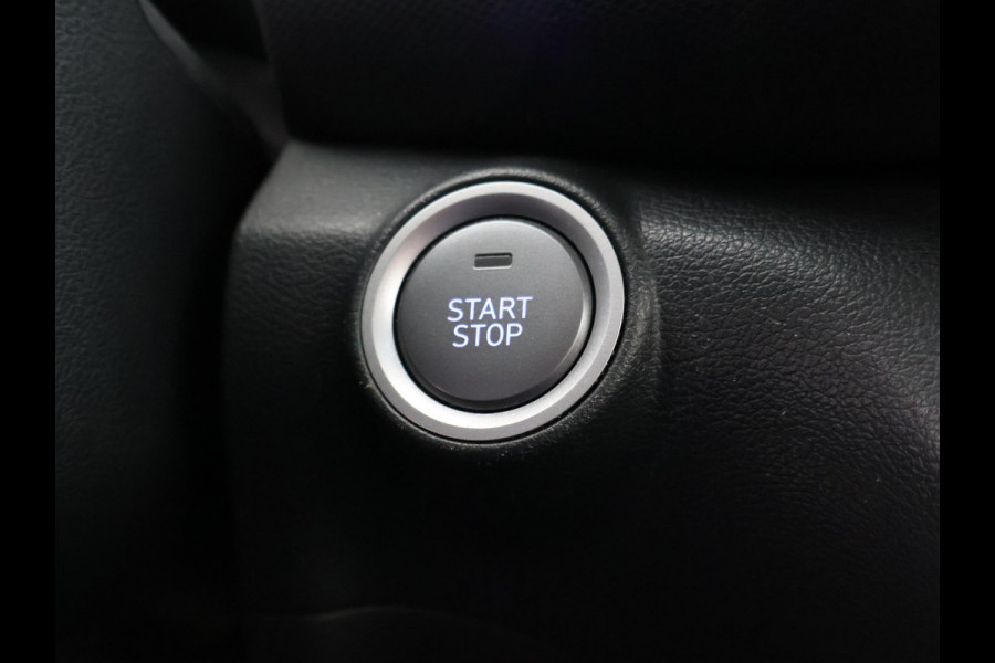 Hyundai Kona EV PREMIUM 64 KWH + LEDER | HEAD-UP | STUUR/STOELVERWARMING | CAMERA | ADAPTIVE CRUISE CONTROL