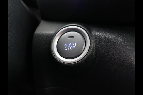 Hyundai Kona EV PREMIUM 64 KWH + LEDER | HEAD-UP | STUUR/STOELVERWARMING | CAMERA | ADAPTIVE CRUISE CONTROL