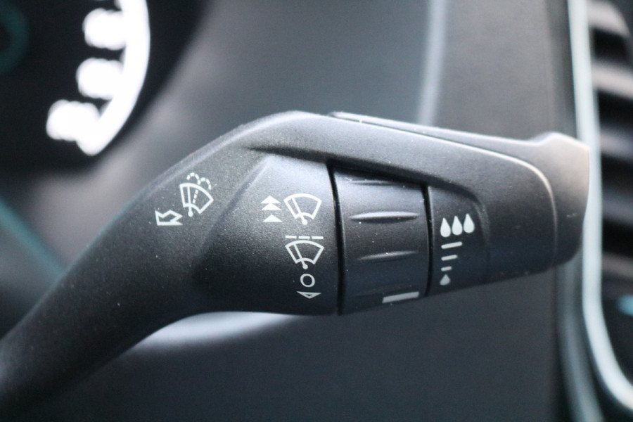 Ford Transit Custom 2.0 TDCI L2 H1 Limited Airco Navigatie Camera