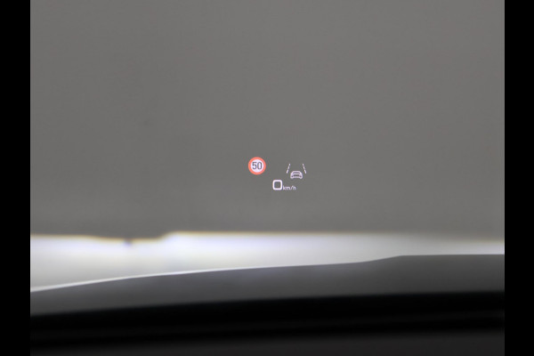 Audi e-tron 55 QUATTRO 95 kWh + TREKHAAK | NACHTZICHT | LUCHTVERING | HEAD-UP | ADAPTIVE CRUISE CONTROL