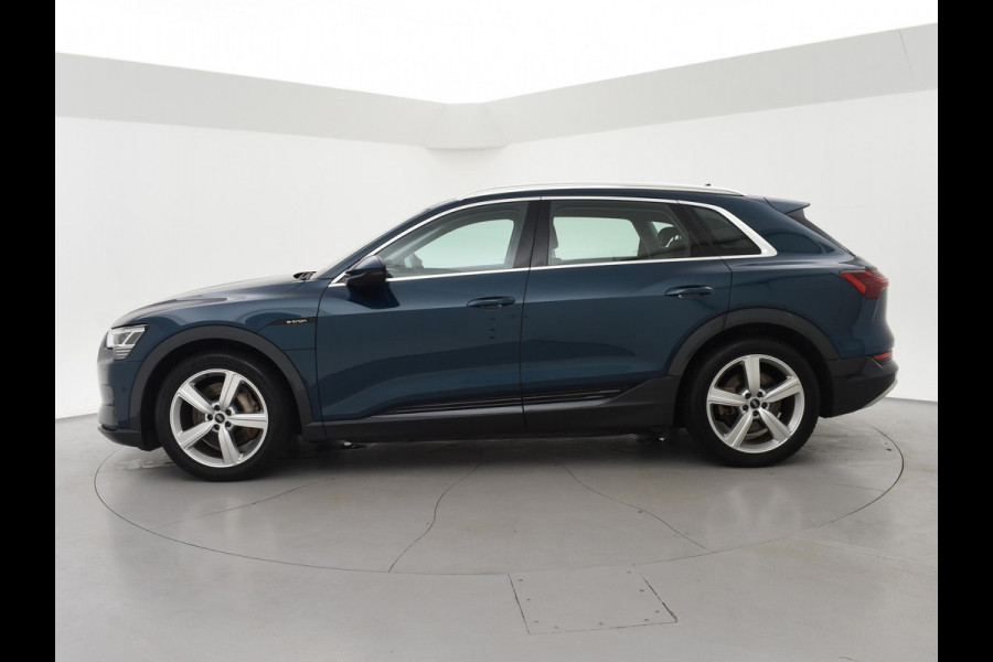 Audi e-tron 55 QUATTRO 95 kWh + TREKHAAK | NACHTZICHT | LUCHTVERING | HEAD-UP | ADAPTIVE CRUISE CONTROL