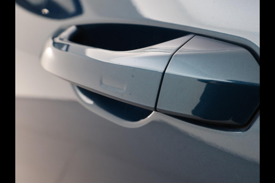 Audi e-tron 55 QUATTRO 95 kWh + TREKHAAK | NACHTZICHT | LUCHTVERING | HEAD-UP | ADAPTIVE CRUISE CONTROL