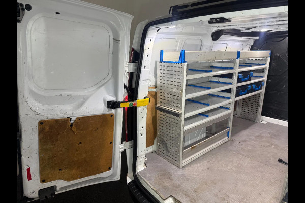 Ford Transit Custom L1H1 l AIRCO l NAVI l KASTENINBOUW l CAMERA