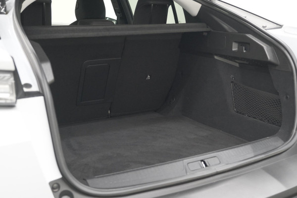 Peugeot 408 Hybrid 136 e-DCS6 Allure | 360 Camera | Adaptieve Cruise Control | Allseason Banden | Navigatie