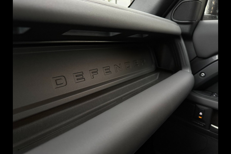 Land Rover Defender 110 P300e X-Dynamic SE ACC/Head-up/trekh/cold climate/5jrgarantie/Panoramadak/BTW