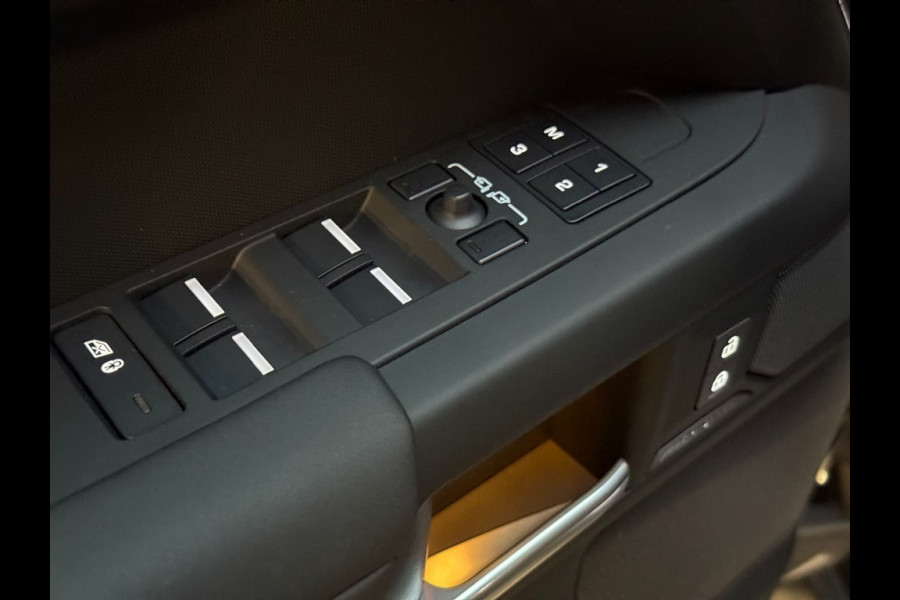 Land Rover Defender 110 P300e X-Dynamic SE ACC/Head-up/trekh/cold climate/5jrgarantie/Panoramadak/BTW
