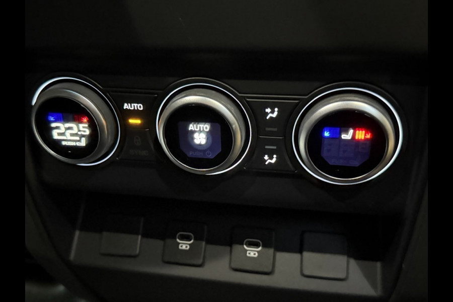 Land Rover Defender 110 P300e X-Dynamic SE ACC/Head-up/trekh/cold climate/5jrgarantie/Panoramadak/BTW