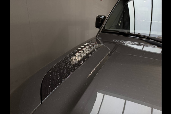 Land Rover Defender 110 P300e X-Dynamic SE ACC/Head-up/trekh/cold climate/5jrgarantie/Panoramadak/BTW