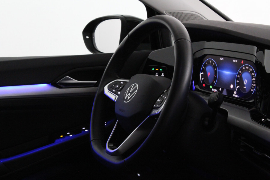 Volkswagen Golf Variant 1.0 eTSI Life Business Camera/Trekhaak/winterpakket/17inch/Adaptieve cruise control