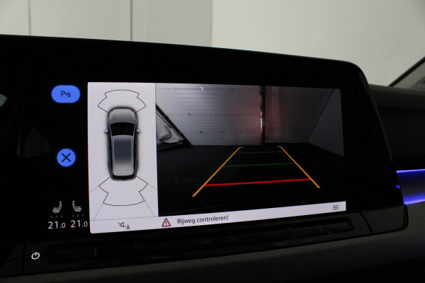 Volkswagen Golf Variant 1.0 eTSI Life Business Camera/Trekhaak/winterpakket/17inch/Adaptieve cruise control