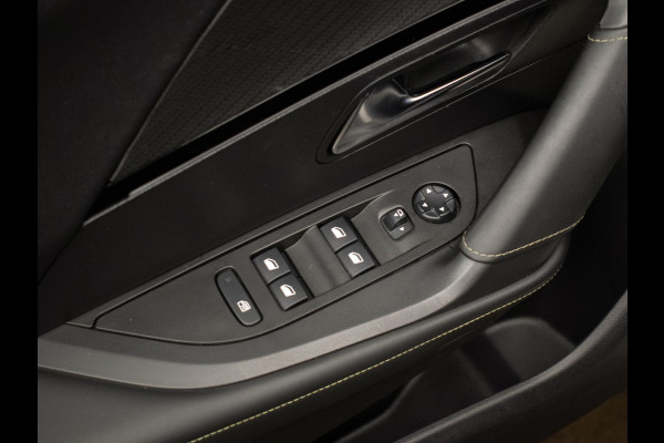 Peugeot 2008 1.2 PureTech GT-Line Sport (APPLECARPLAY,CAMERA,NAVIGATIE,CRUISE,LED,CLIMATE,SPORTSTOELEN,LM VELGEN,NETTE STAAT)