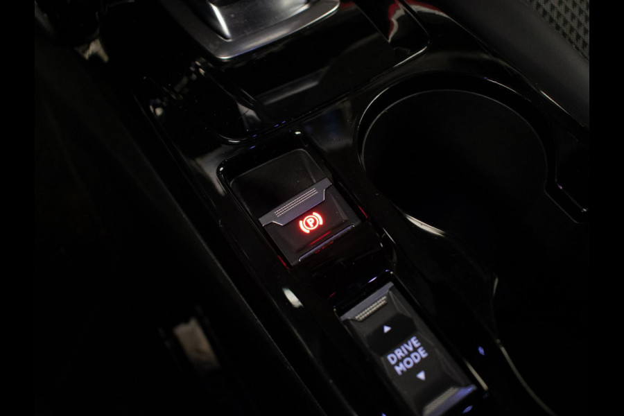 Peugeot 2008 1.2 PureTech GT-Line Sport (APPLECARPLAY,CAMERA,NAVIGATIE,CRUISE,LED,CLIMATE,SPORTSTOELEN,LM VELGEN,NETTE STAAT)