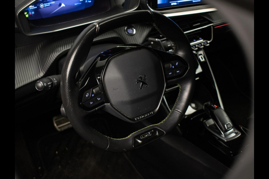 Peugeot 2008 1.2 PureTech GT-Line Sport (APPLECARPLAY,CAMERA,NAVIGATIE,CRUISE,LED,CLIMATE,SPORTSTOELEN,LM VELGEN,NETTE STAAT)